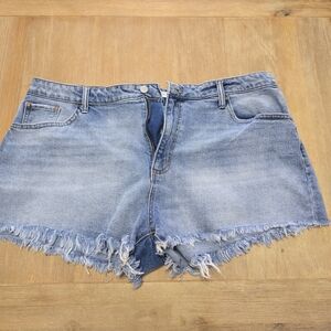 Tinseltown Light Blue Jean Shorts